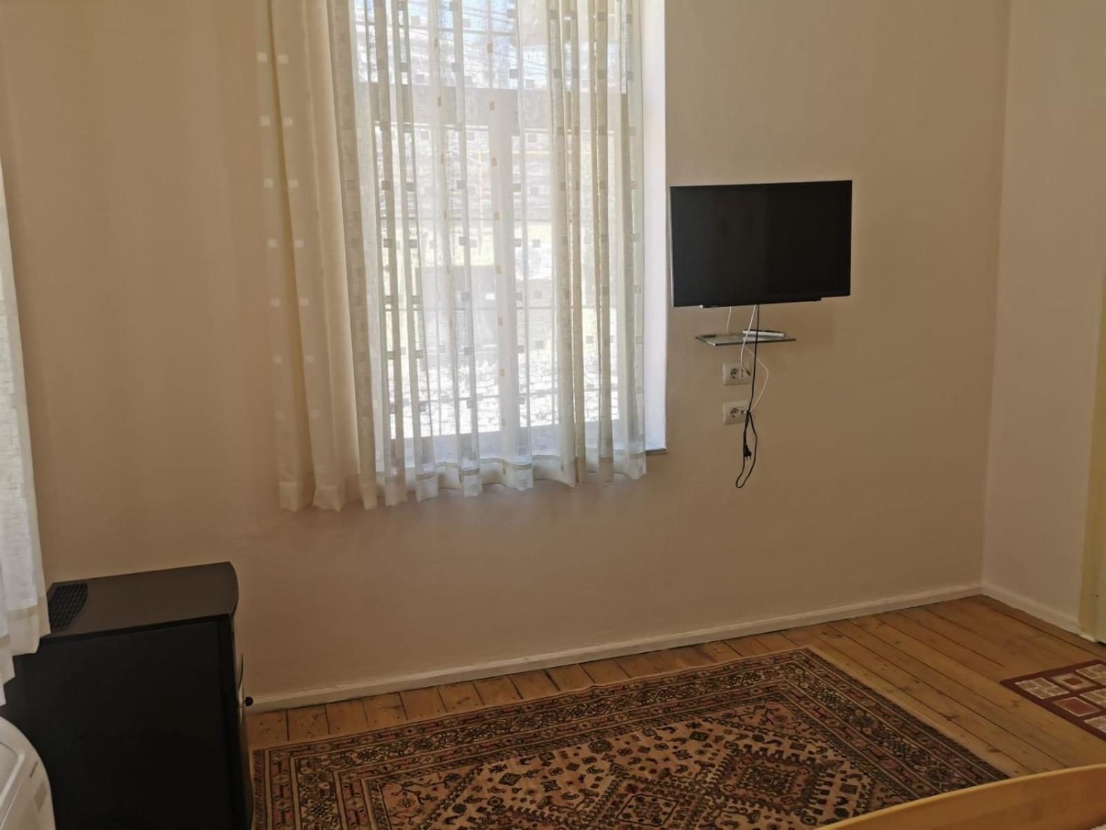 Gm Tirana Hostel Zewnętrze zdjęcie
